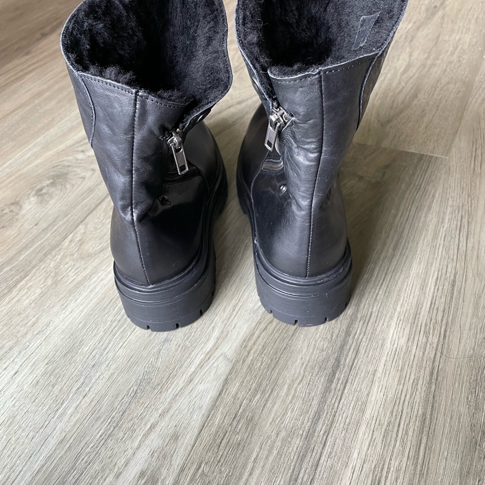 Avellini Leather, Shearling booty - Picture 3 of 9